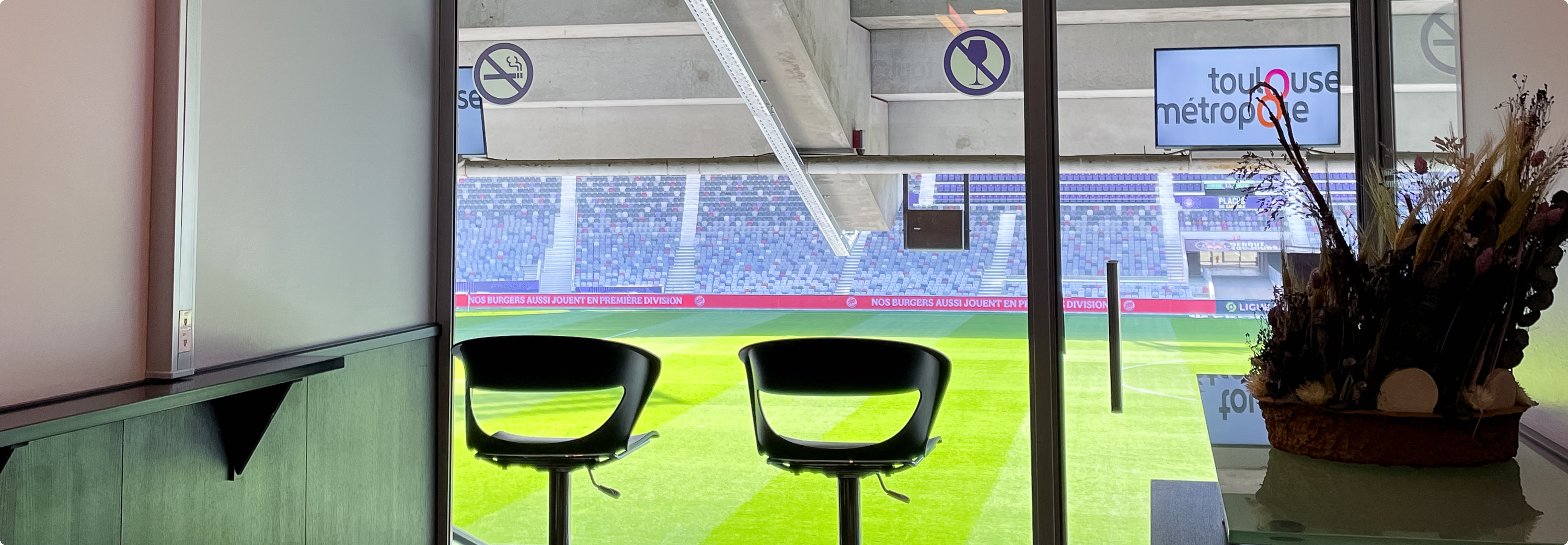 LOGES-HEADER